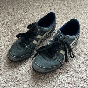 ASICS onitsuka tiger sneakers size US 5 greyish/blue denim